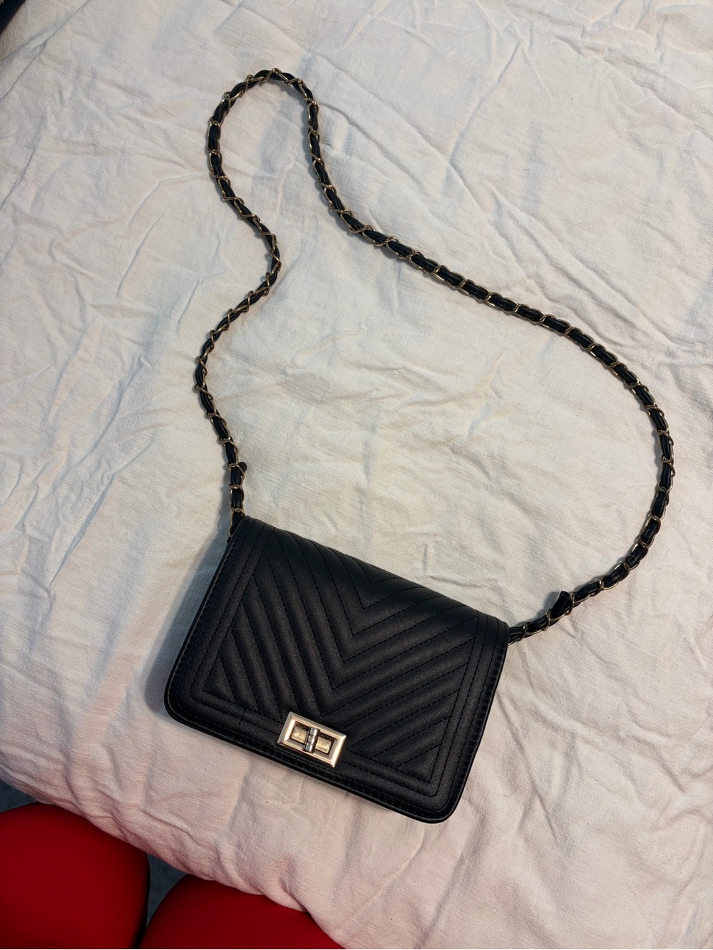 Black Quilted Crossbody Bag with Chain Strap